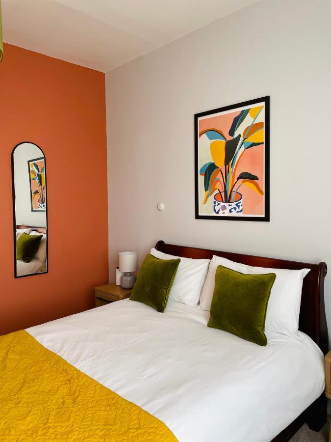 Rooms At The Rosebery NWI Eksteriør billede